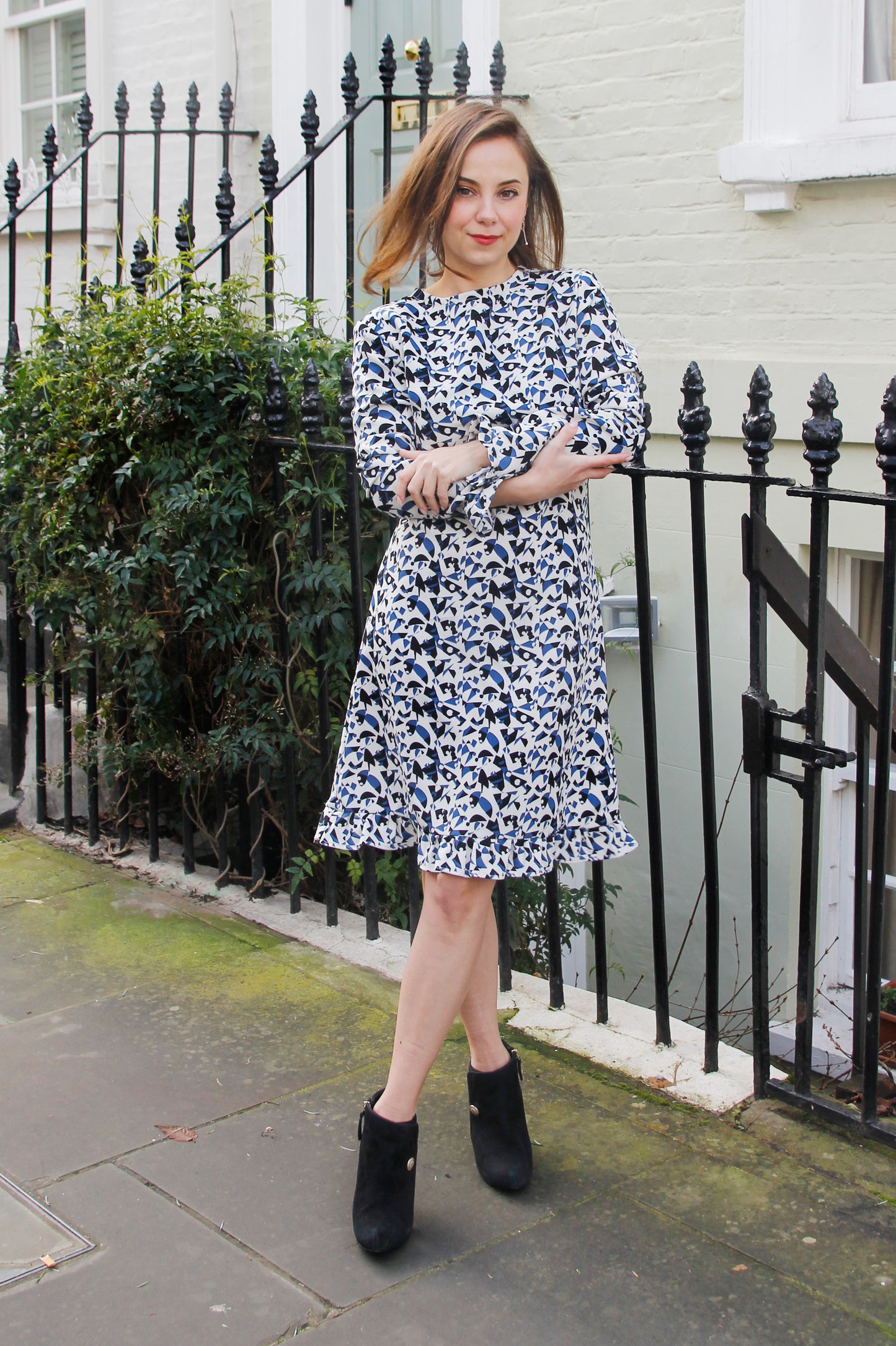 Aveline Dresss - Blue and White Print Shift Dress