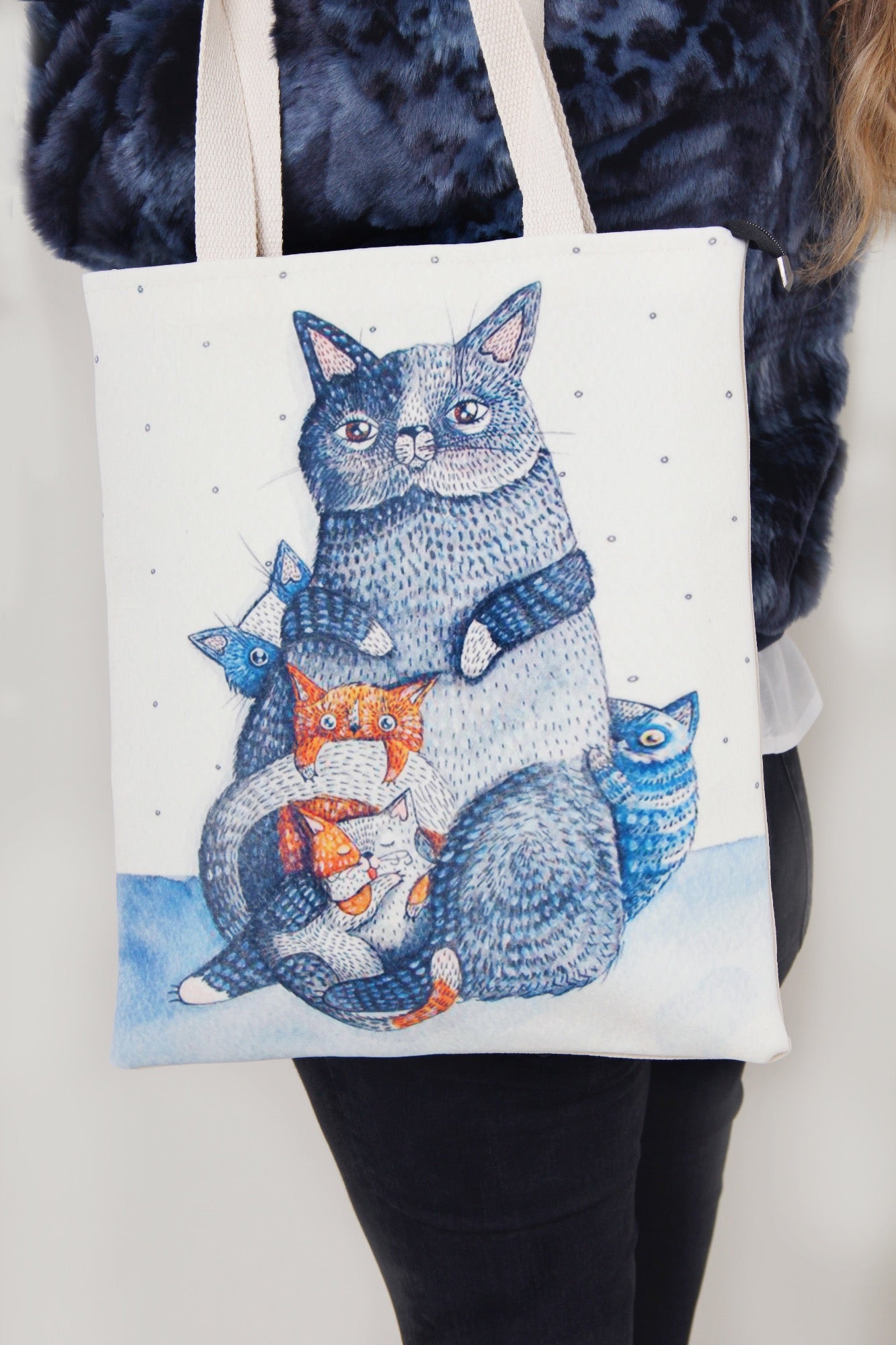 cat and kittens print shopping bag