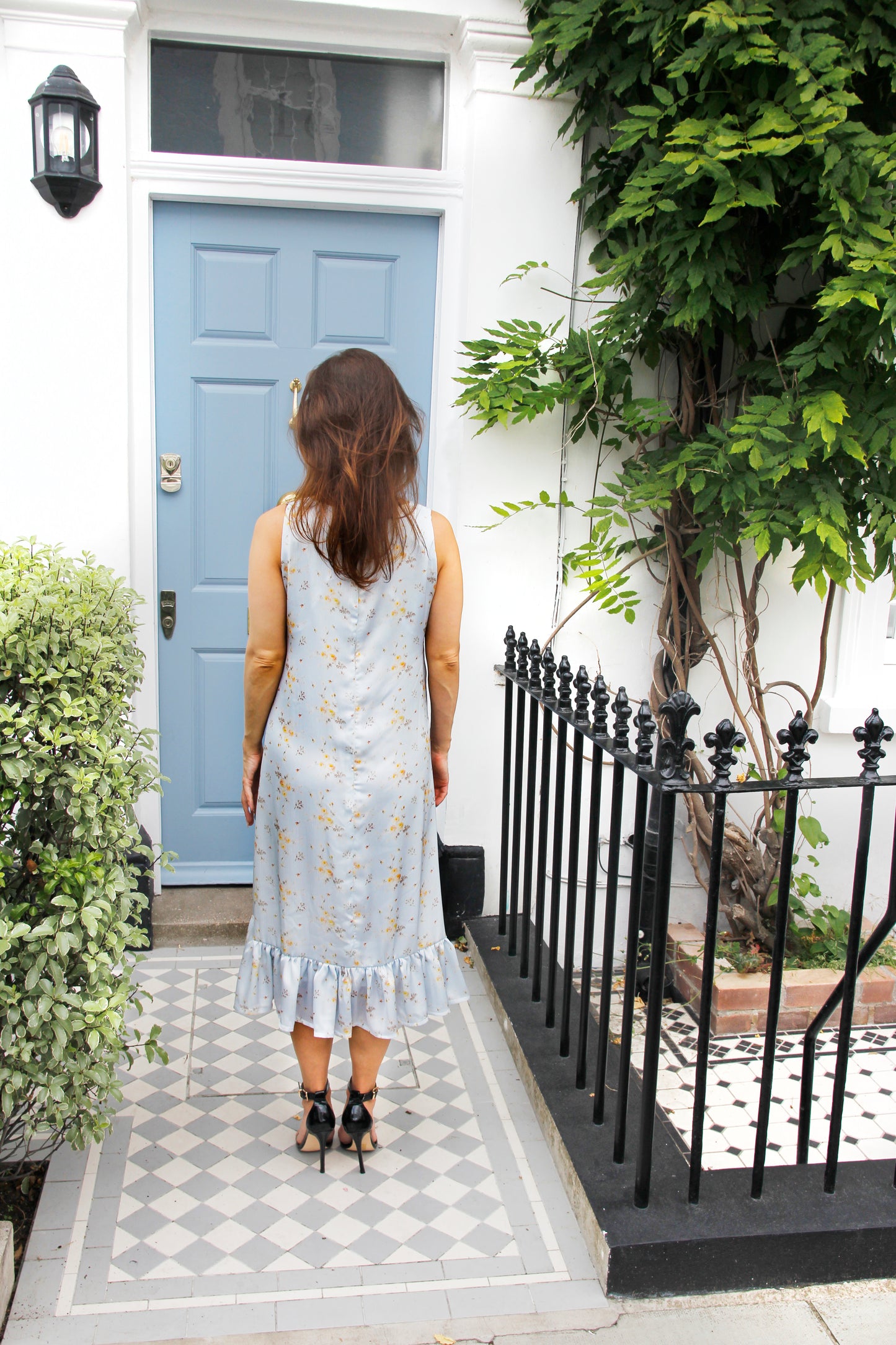 Dorotie - Blue Floral Sleeveless Dress