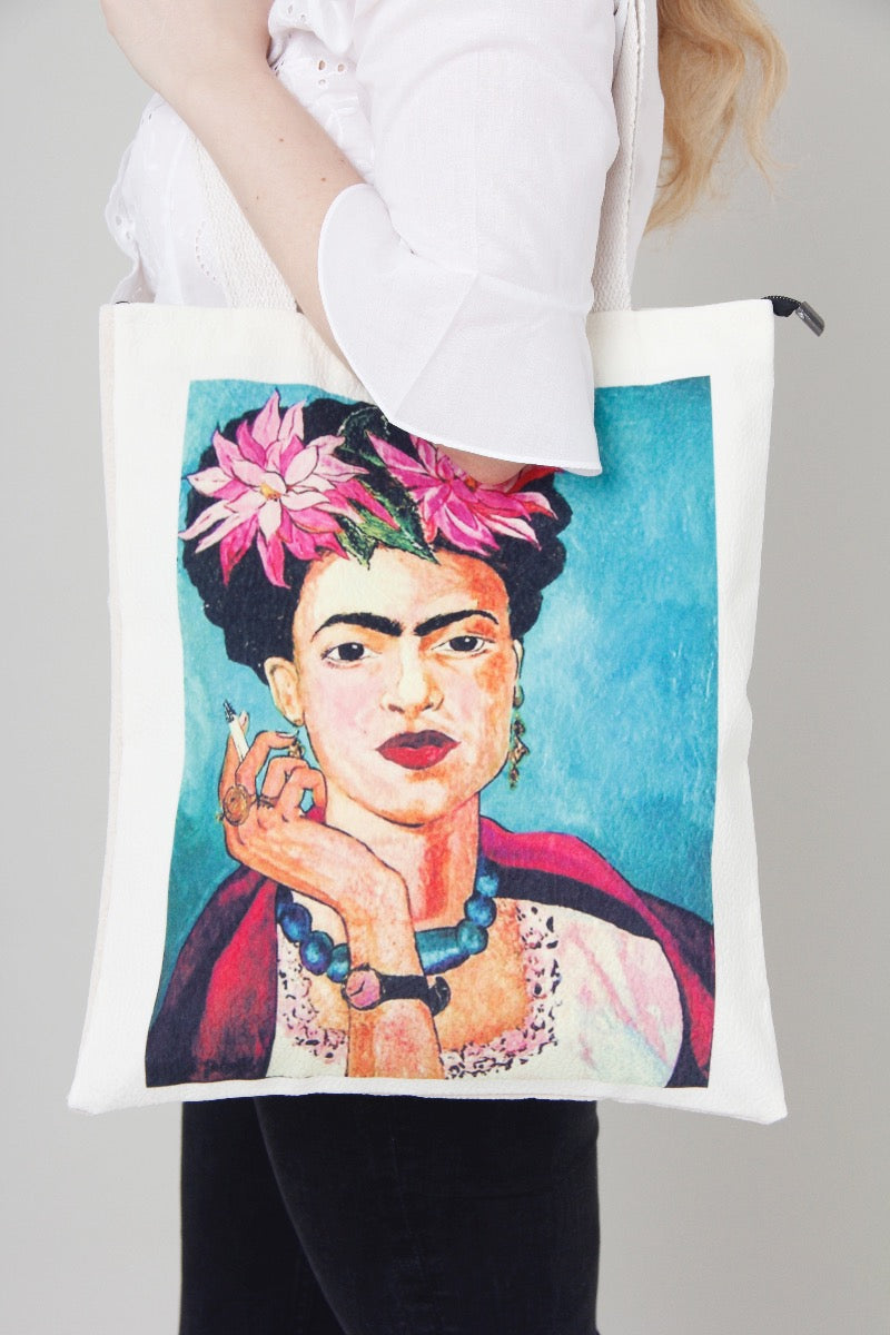 freda Kahlo with sigarette print shopping bag