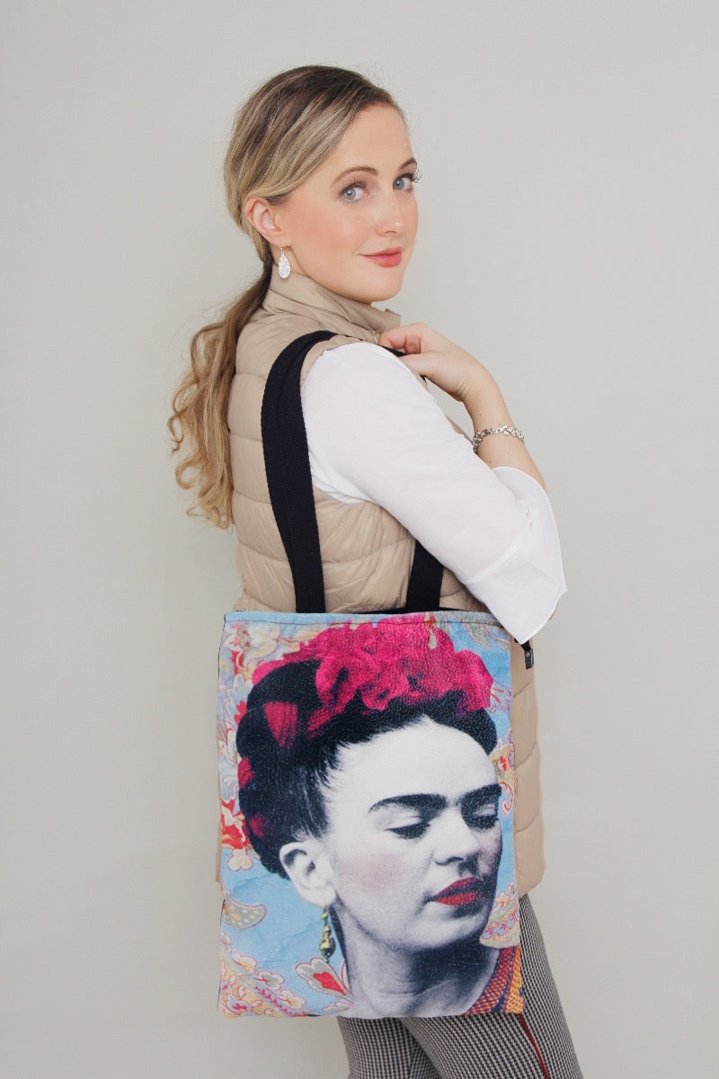 freda Kahlo print shoulder bag