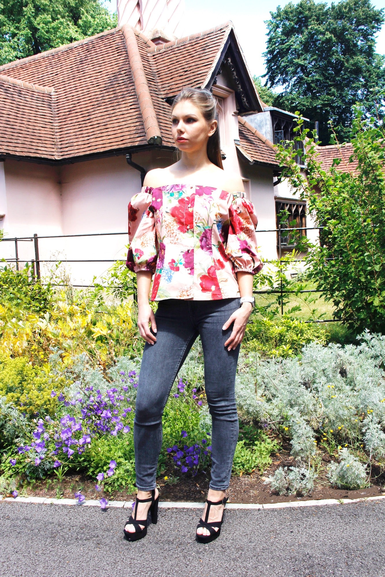 floral holiday top